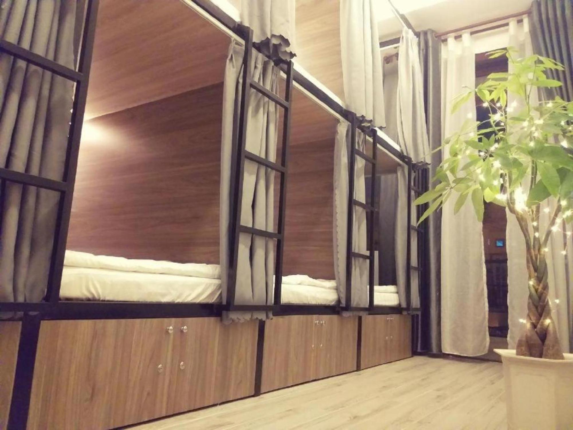 Adora Dorm Bed With Balcony In The Center Hostel Can Tho Exterior photo